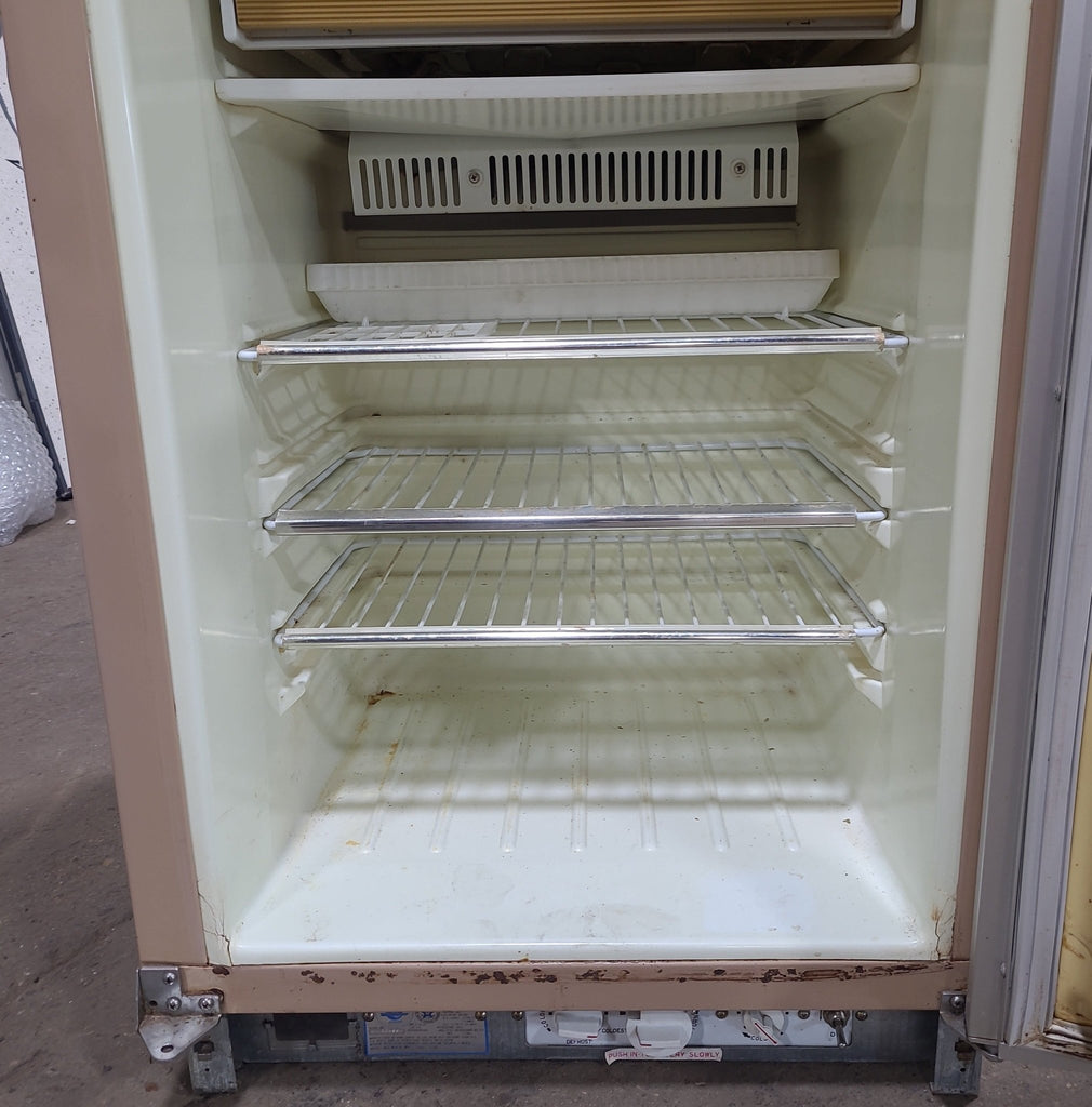 Used Complete TEDCO Fridge 3-WAY - Young Farts RV Parts