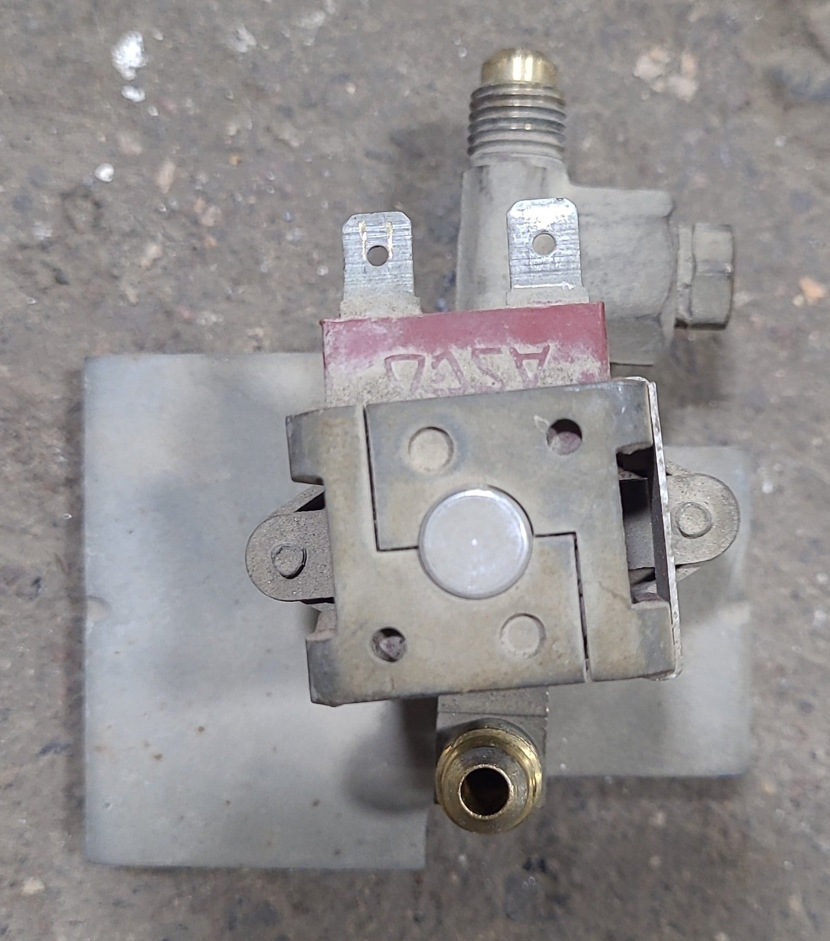 Used Dometic Gas Solenoid Valve 2943700530 Young Farts RV Parts