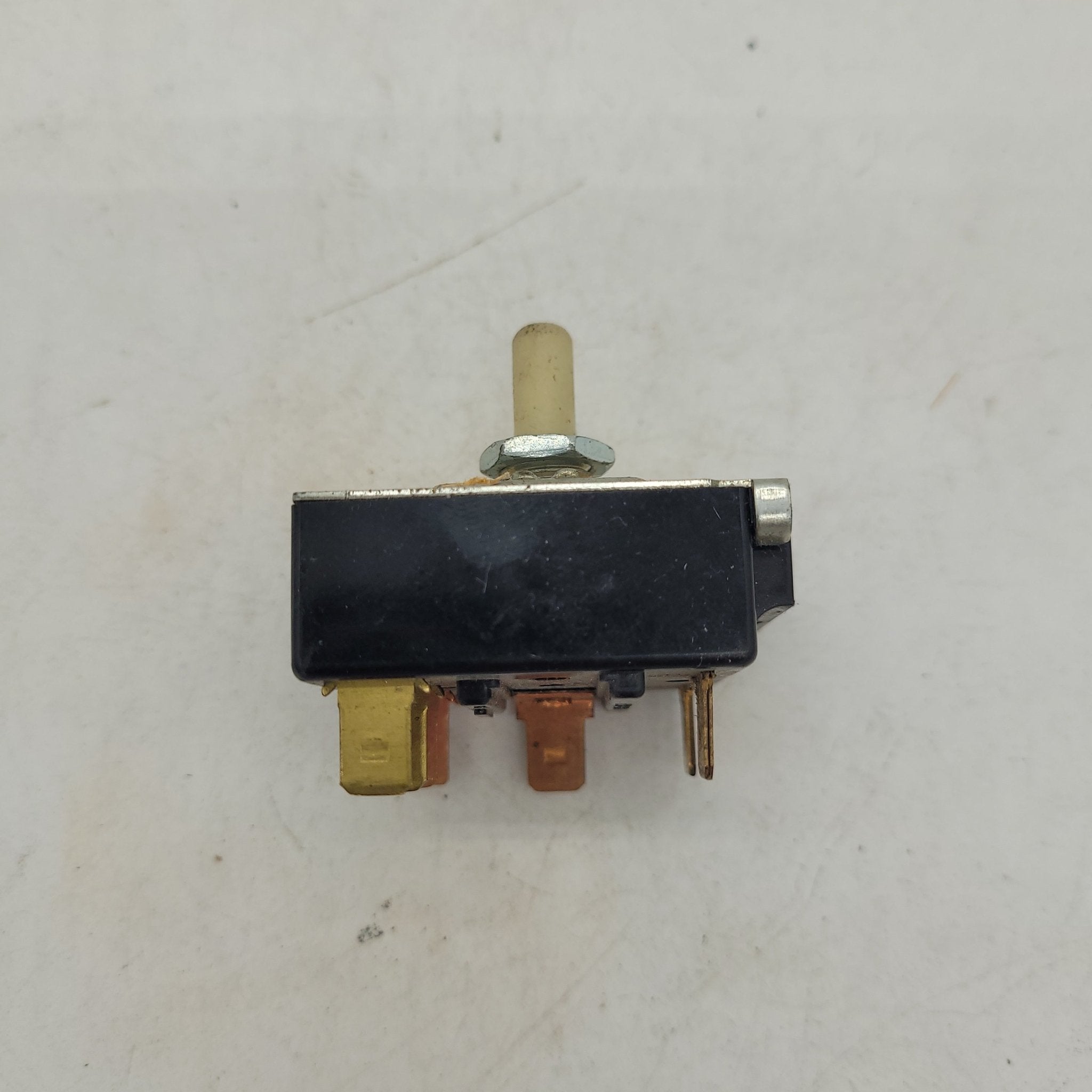 Used Dometic Rotary Switch 20250 - Young Farts RV Parts