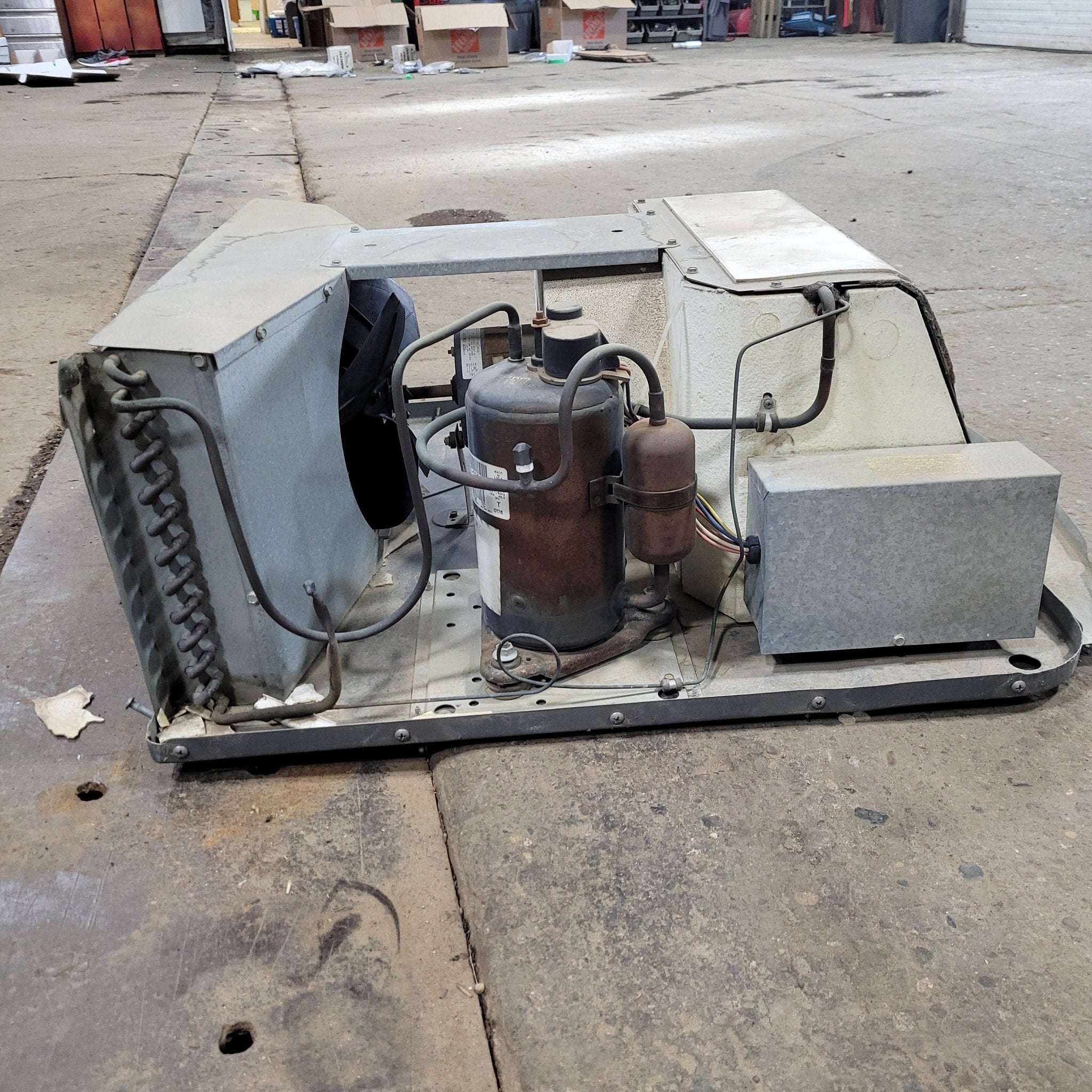 Used Duo-Therm Air conditioner Head Unit 991731652 | 11000 BTU Cool Only - Young Farts RV Parts