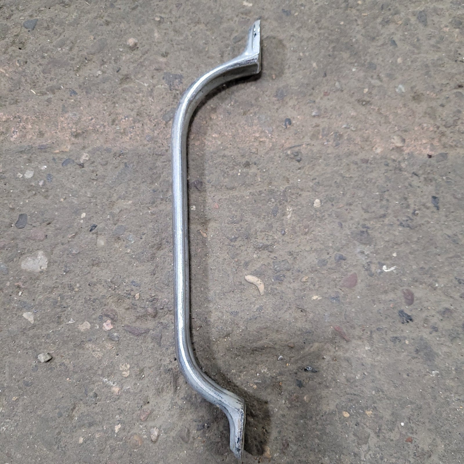 Used Entry Door Handle 10 3/4