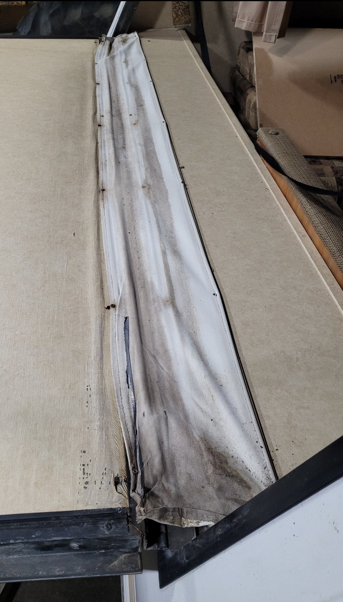 Used Exterior Fold-Down Hybrid Room Base 80 1/4