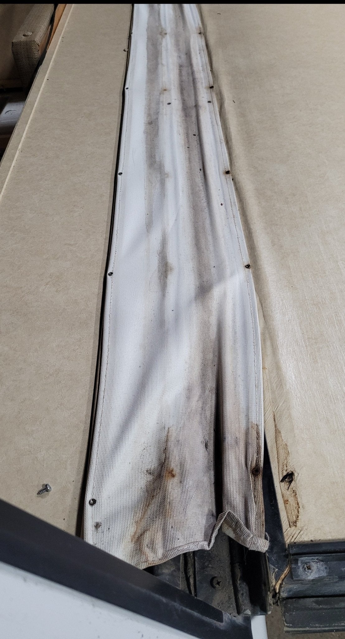Used Exterior Fold-Down Hybrid Room Base 80 1/4