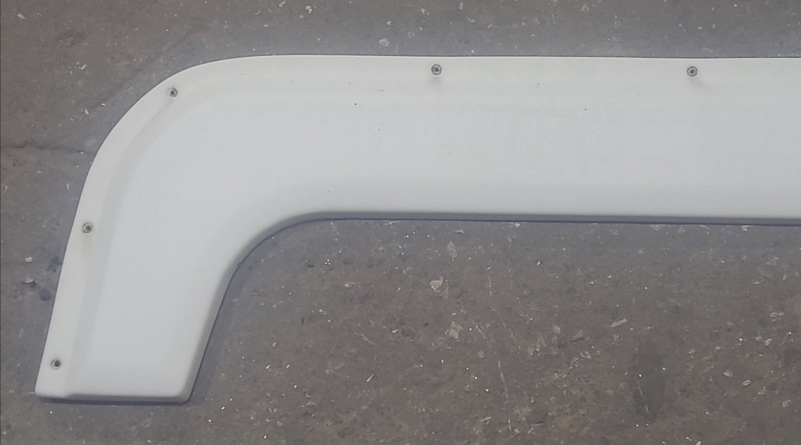 Used Fender Skirt 68 1/4