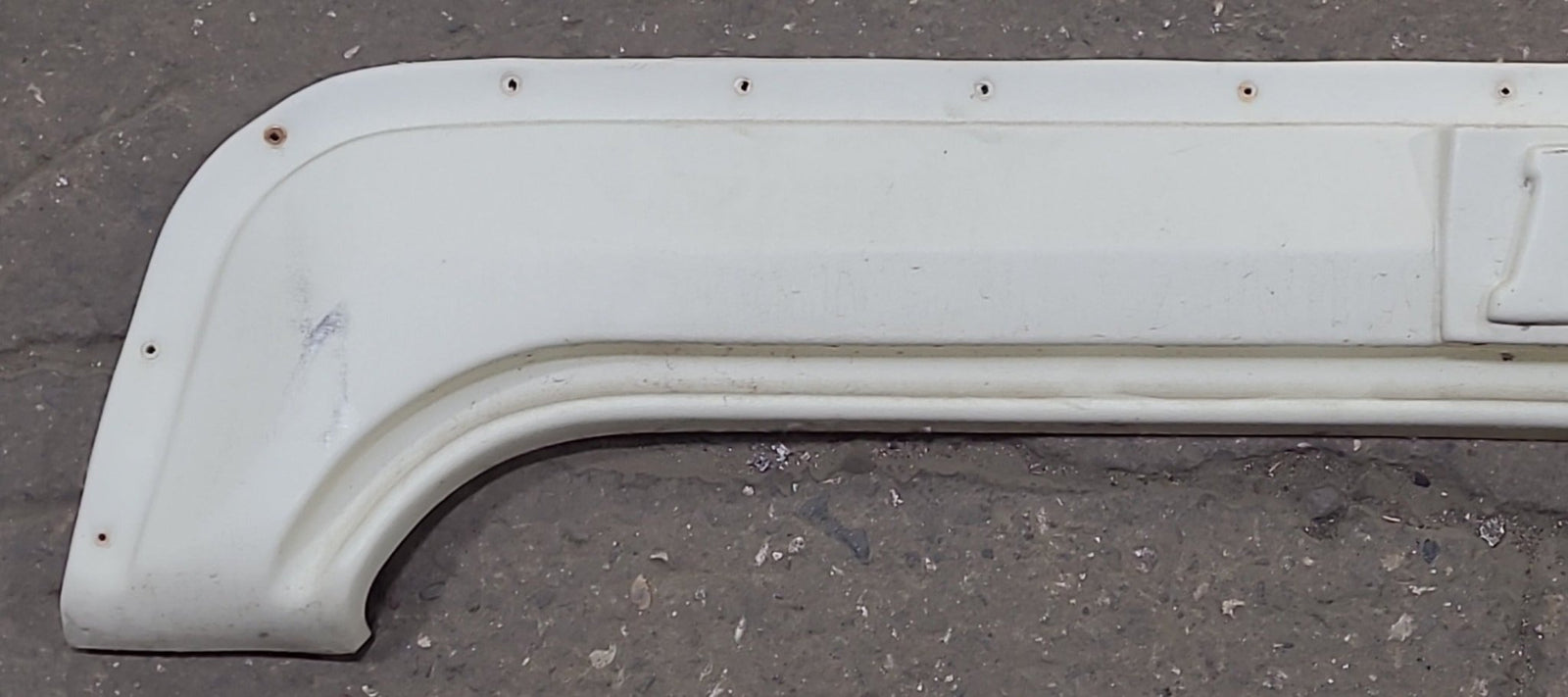 Used Fender Skirt 68 3/4