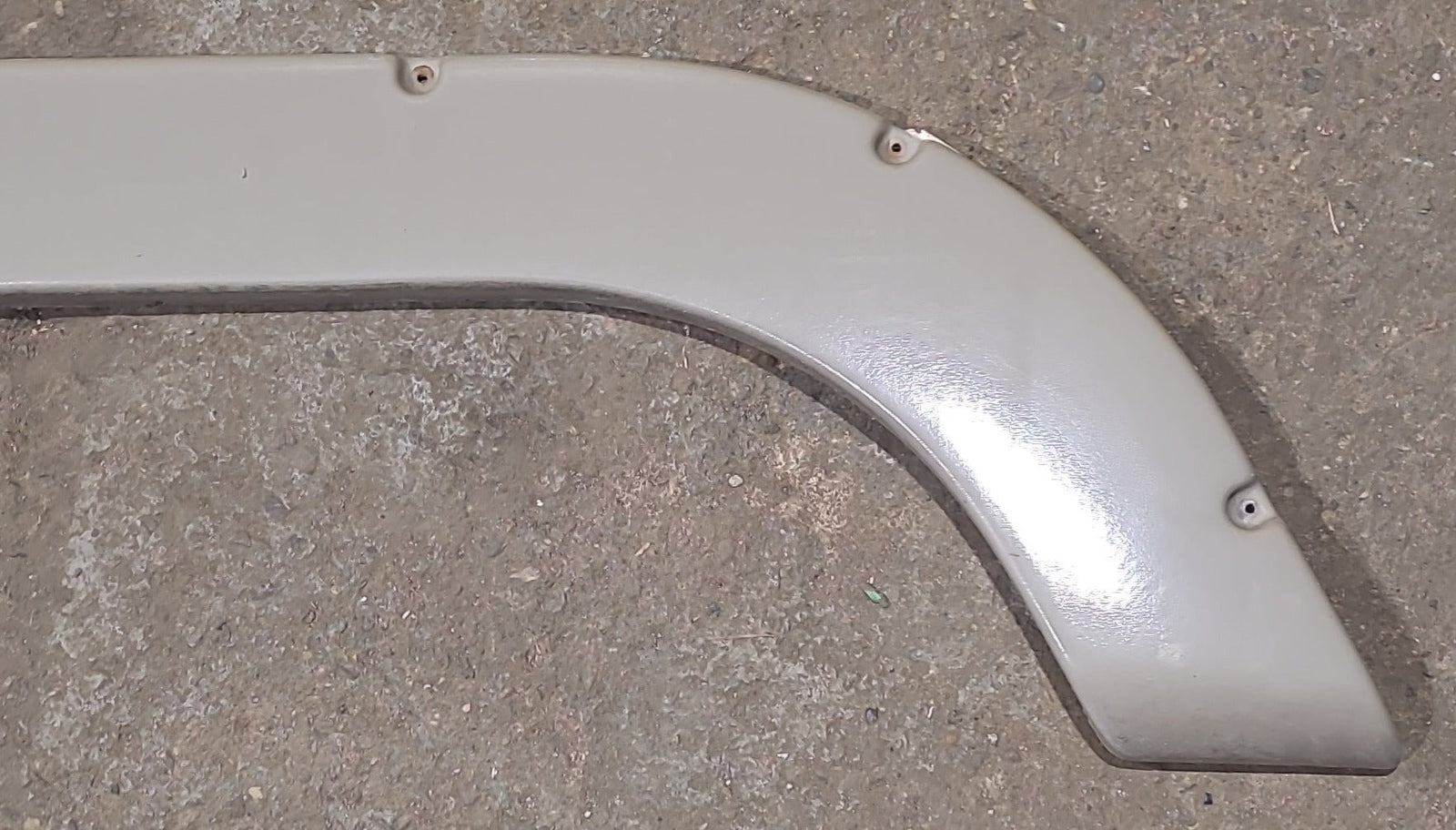 Used Fender Skirt 77