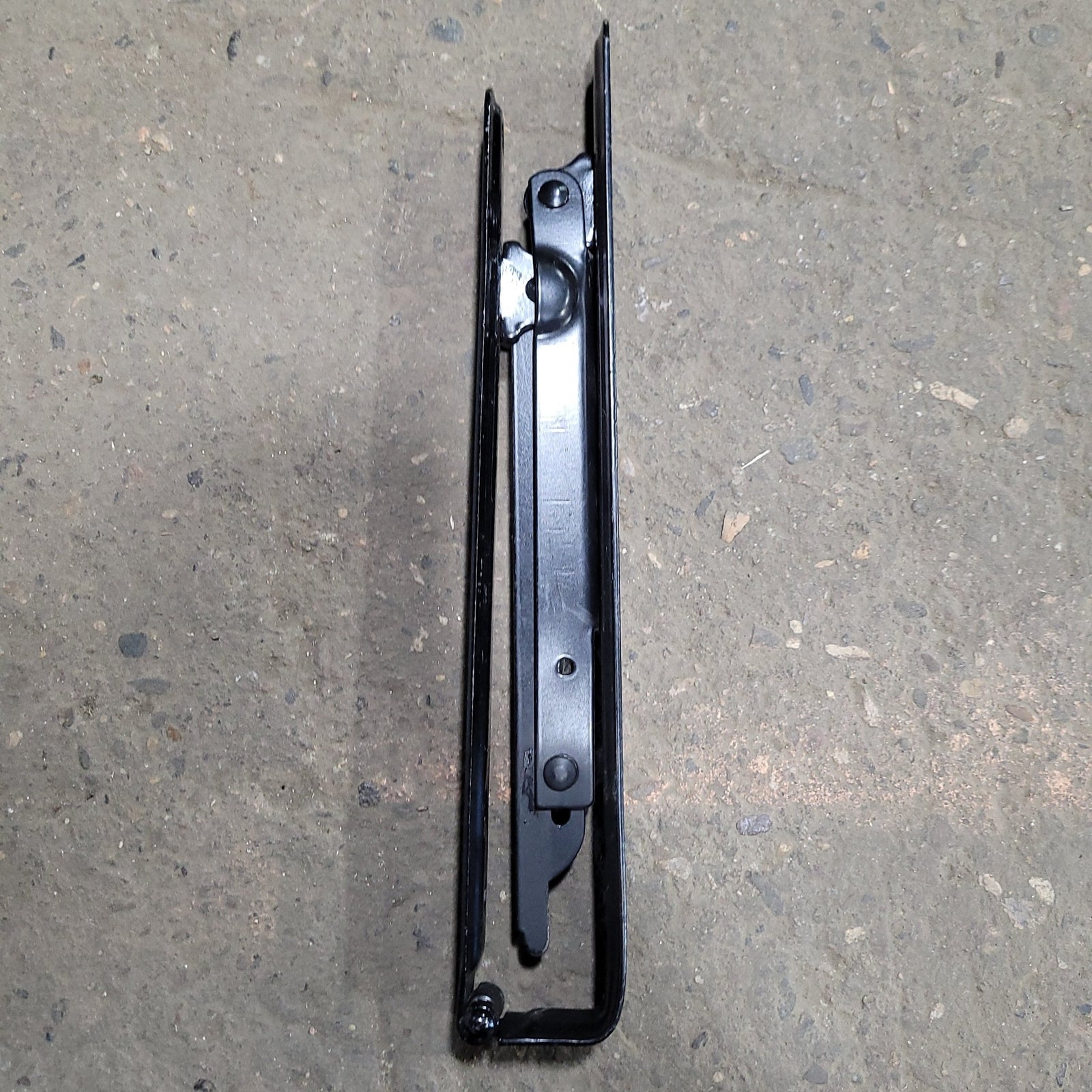 Used Folding Shelf Bracket 12