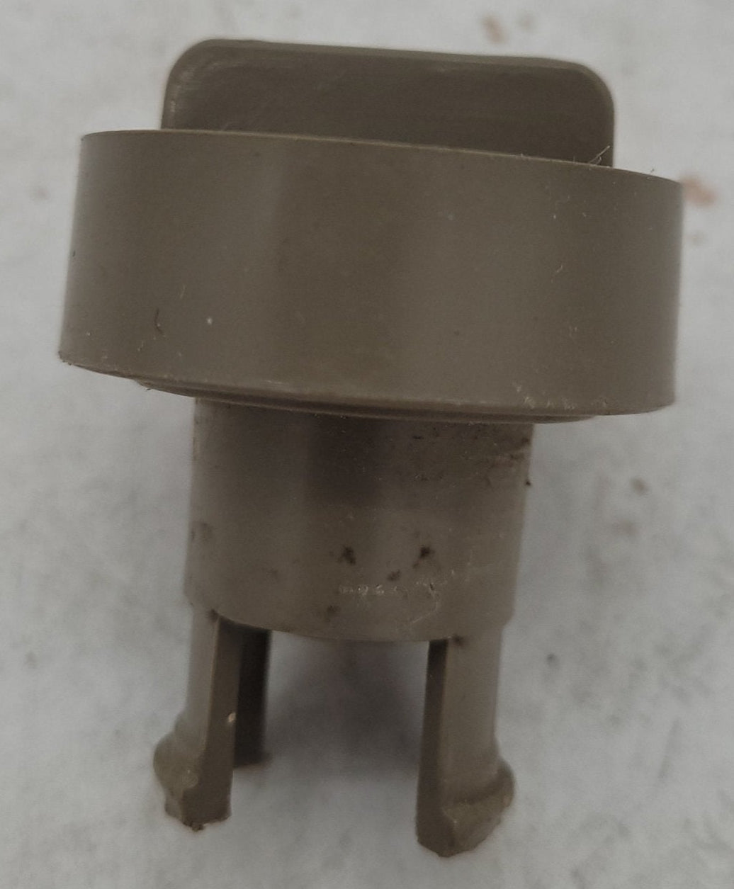 Used Fridge Knob Dometic 2007480185 120V GREY/BROWN - Young Farts RV Parts