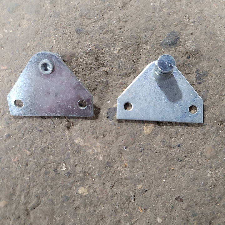 Used Gas Prop Mount-Flat Bracket - Young Farts RV Parts