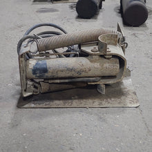 Load image into Gallery viewer, Used HWH Hydraulic levelling Jack Leg RAP7164 - AP7001 - Young Farts RV Parts