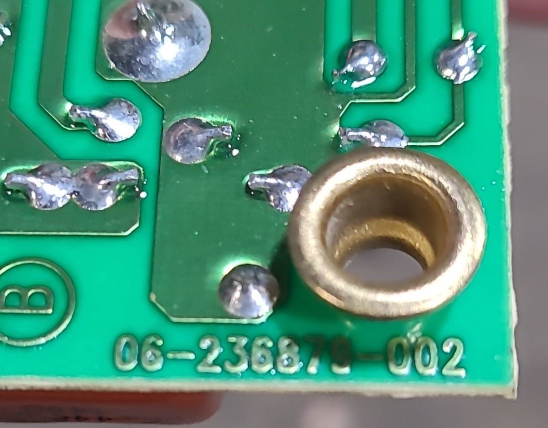 Used Ignitor Board Fenwal 06-236879-002 (Suburban 233012) - Young Farts RV Parts