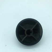 Load image into Gallery viewer, Used Magic Chef Burner Knob 7733P07260 - Young Farts RV Parts