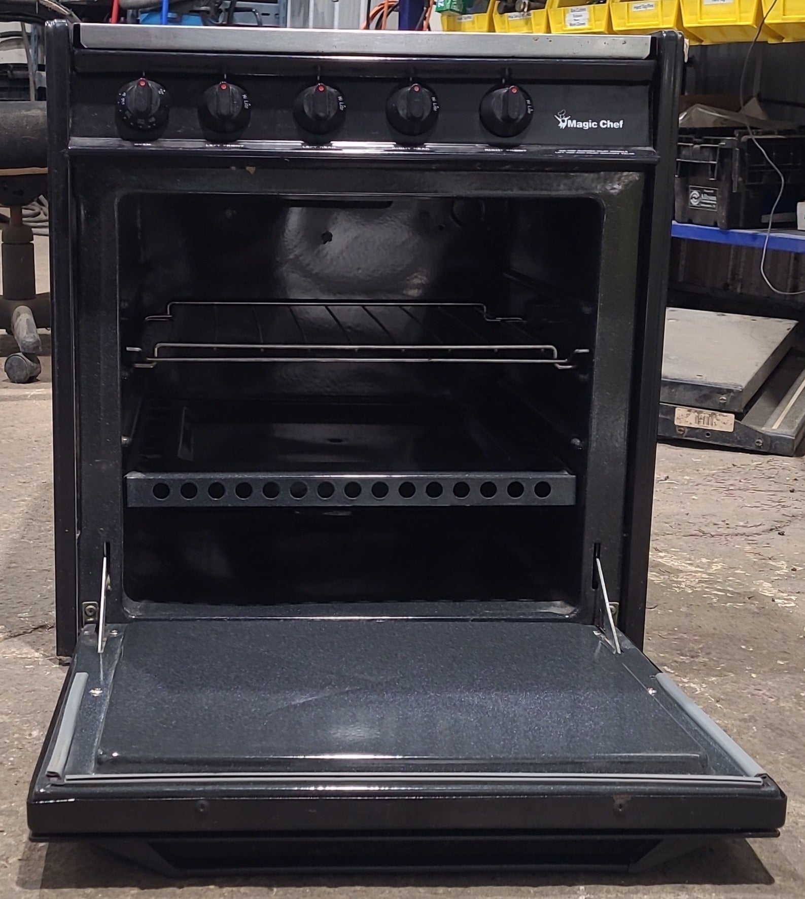 Used Magic Chef Range 4-Burner 22" H - B322PK-4TZ - Young Farts RV Parts