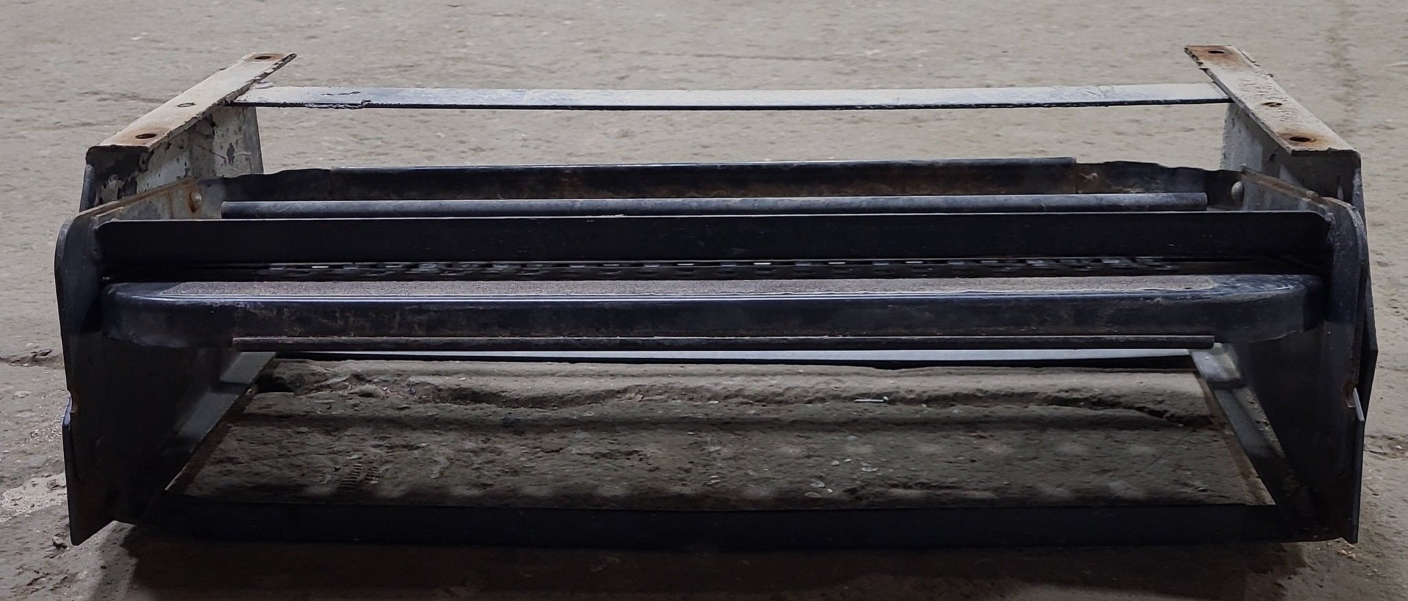 Used Manual Double Fold Step - Young Farts RV Parts