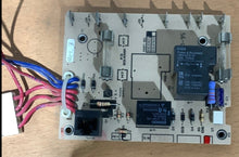 Load image into Gallery viewer, Used Norcold Refrigerator Control Board 2 Way 61647422/618661 - Young Farts RV Parts