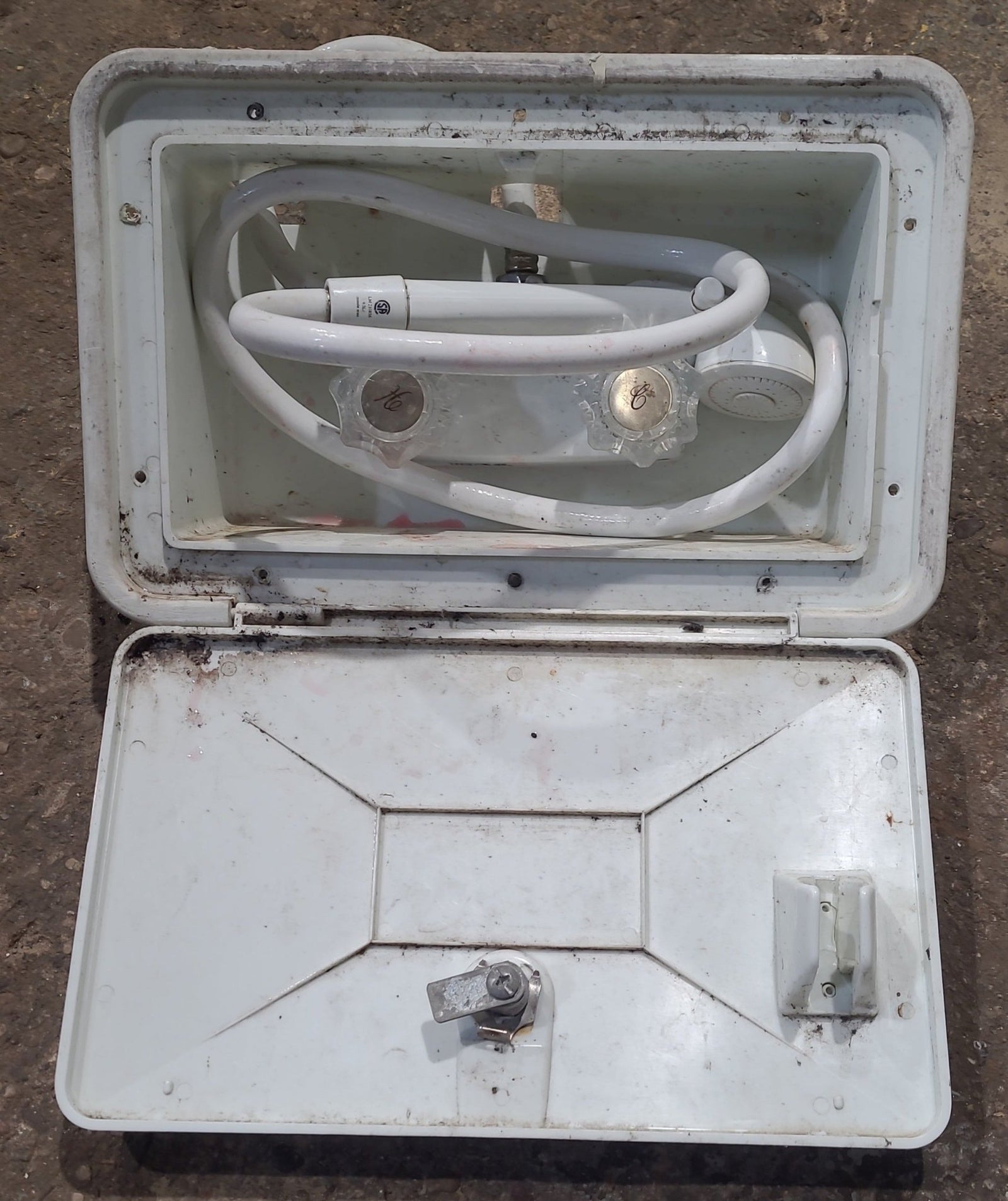 Used Outdoor Shower Housing Compartment 13 1/2