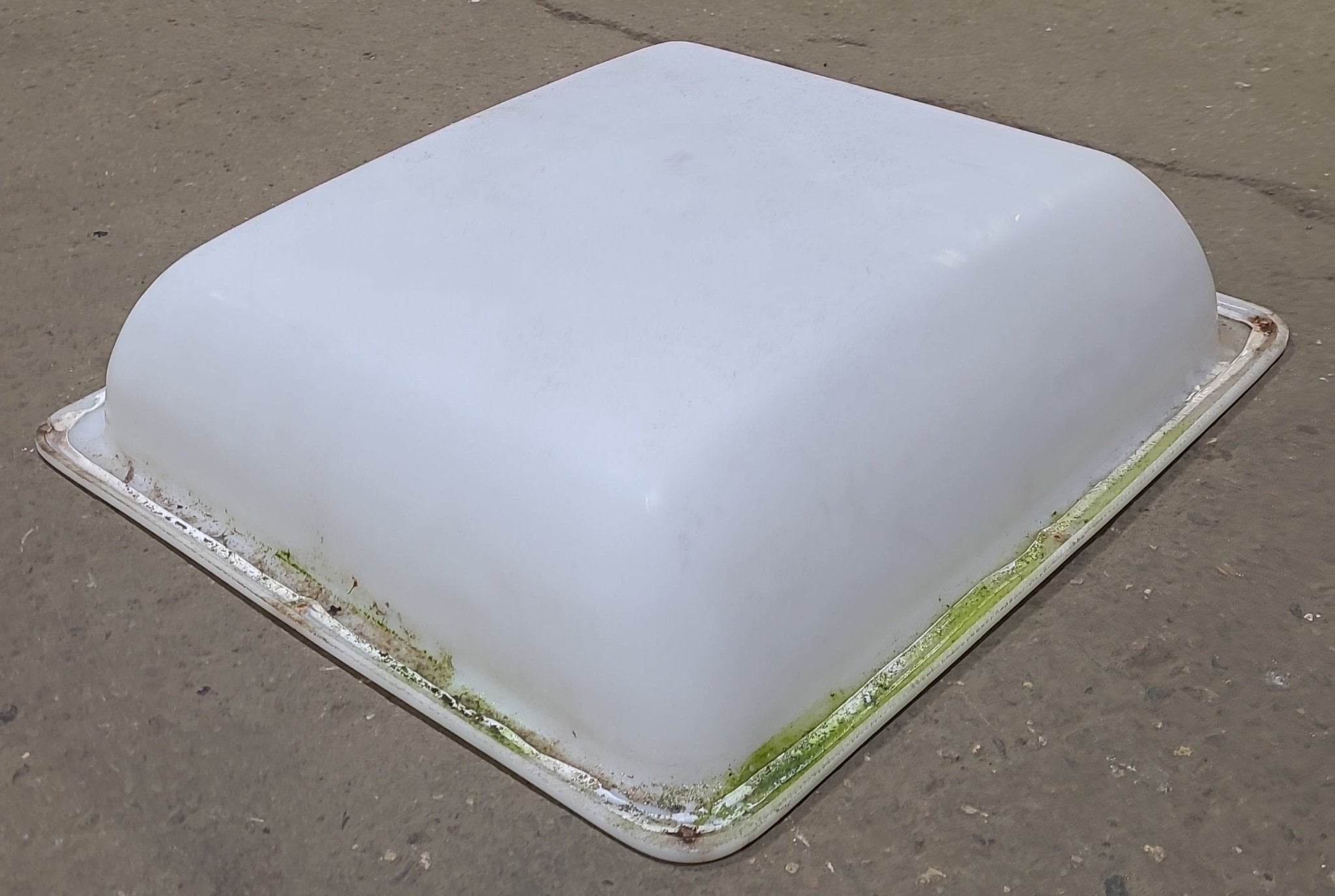 Used Outer Skylight 22 5/8" X 21" - Young Farts RV Parts