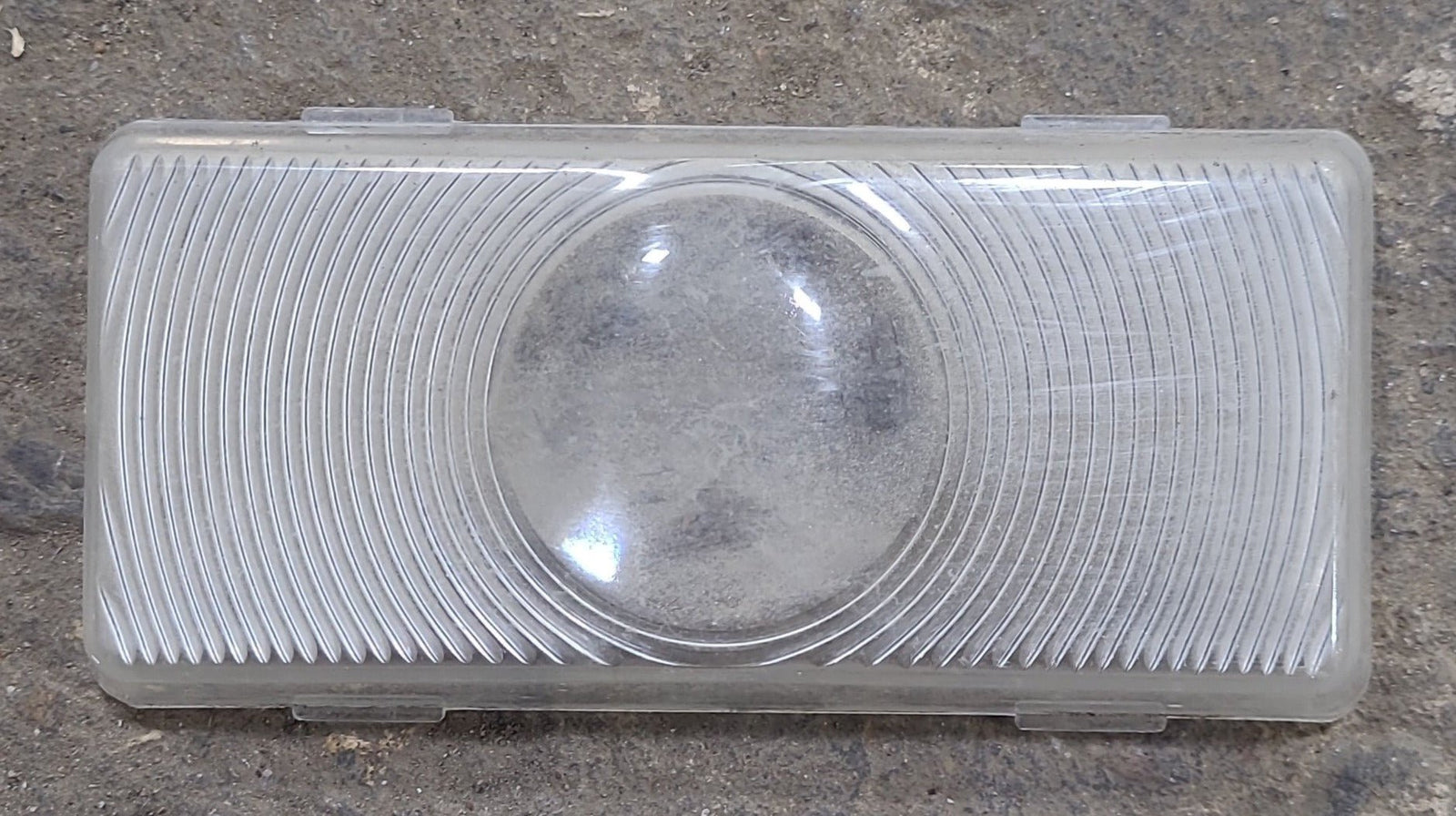 Used Porch Light Replacement Lens, Clear 4 7/8