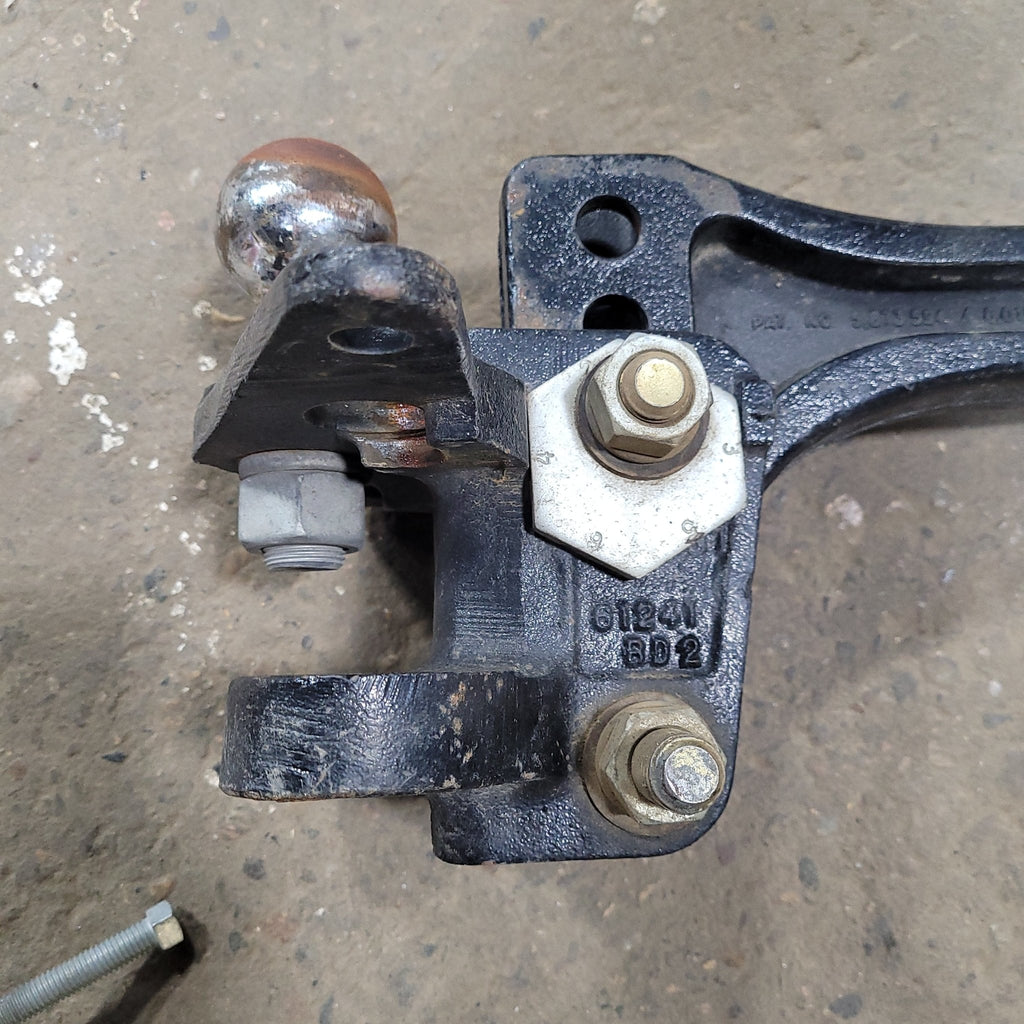 Buy Used Reese Round Bar Weight Distribution Hitch System Online Young Farts RV Parts