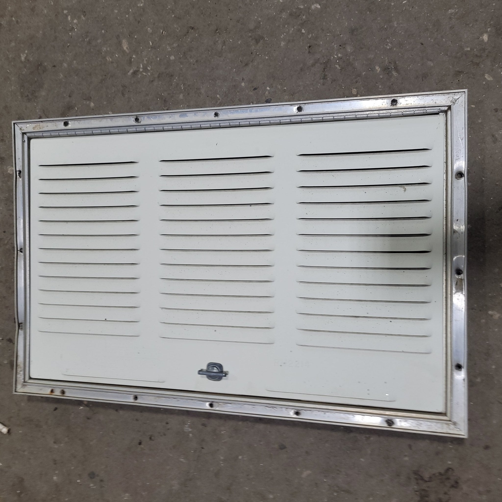 Used Retro NORCOLD 616010/ DOMETIC (P/N UNKNOWN for RM2214) - Off White Vent Door - Young Farts RV Parts