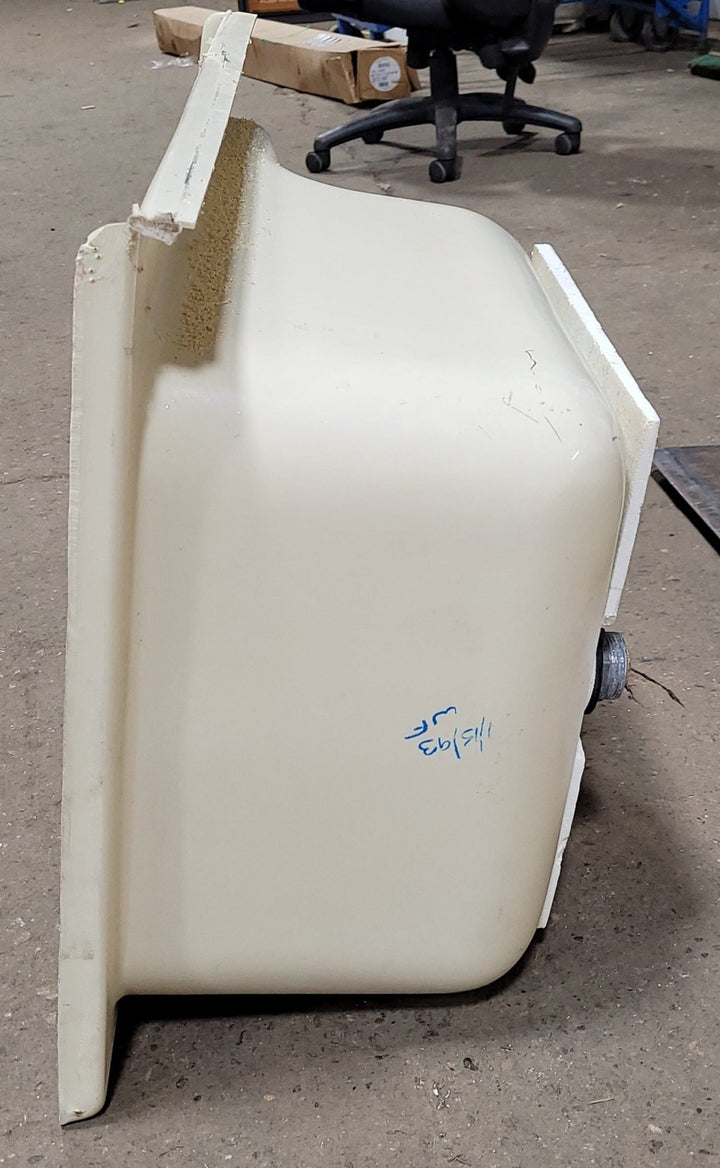 Used RV Bath Tub 36 1/4” x 23 1/2” LHD Step Tub - Young Farts RV Parts