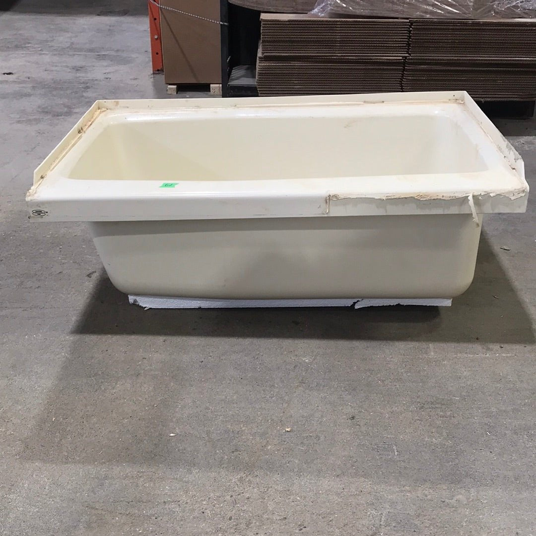 Used RV Bath Tub 36” L x 24 W ” RH Drain - Young Farts RV Parts