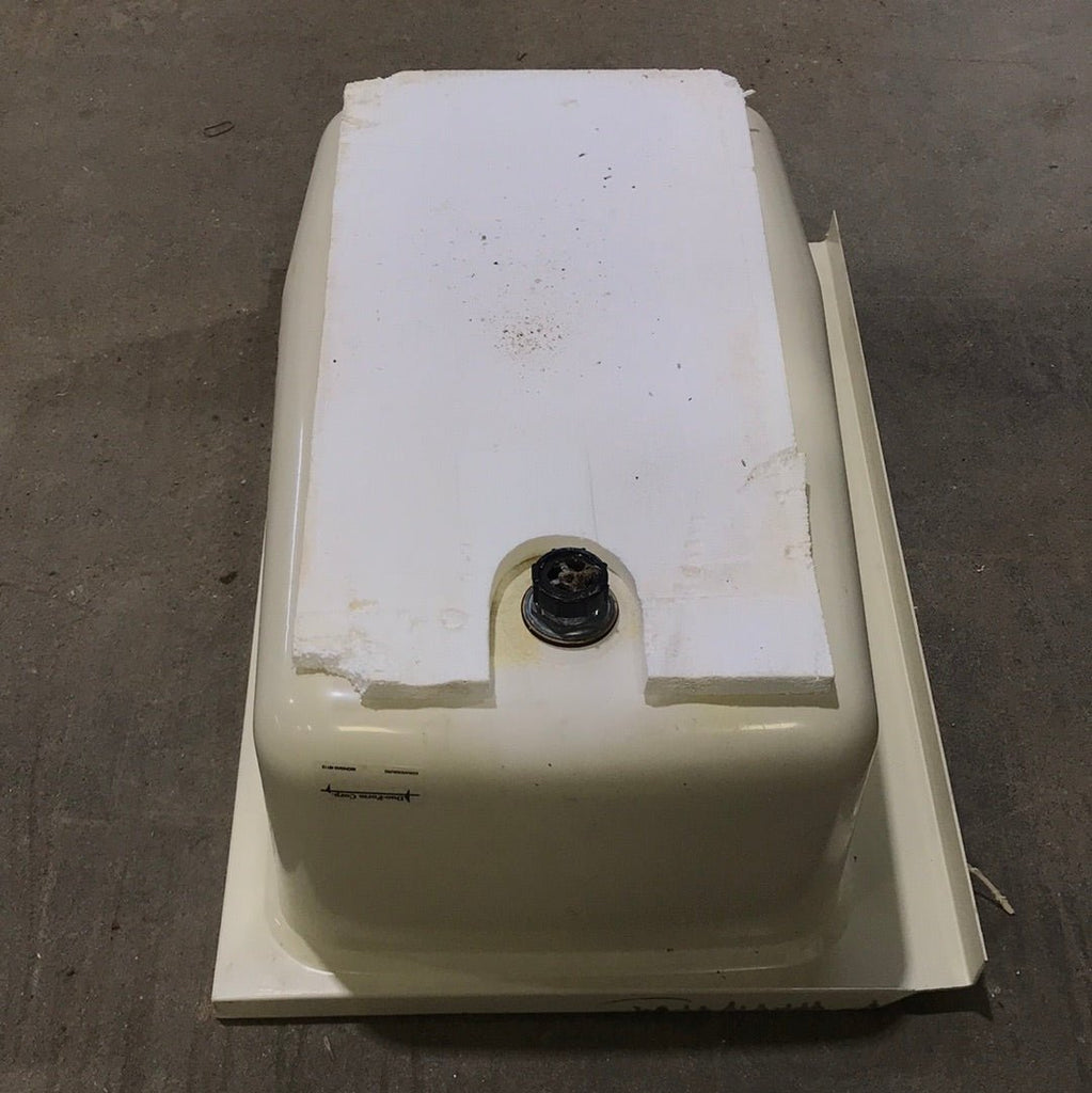 Used RV Bath Tub 36” L x 24 W ” RH Drain - Young Farts RV Parts
