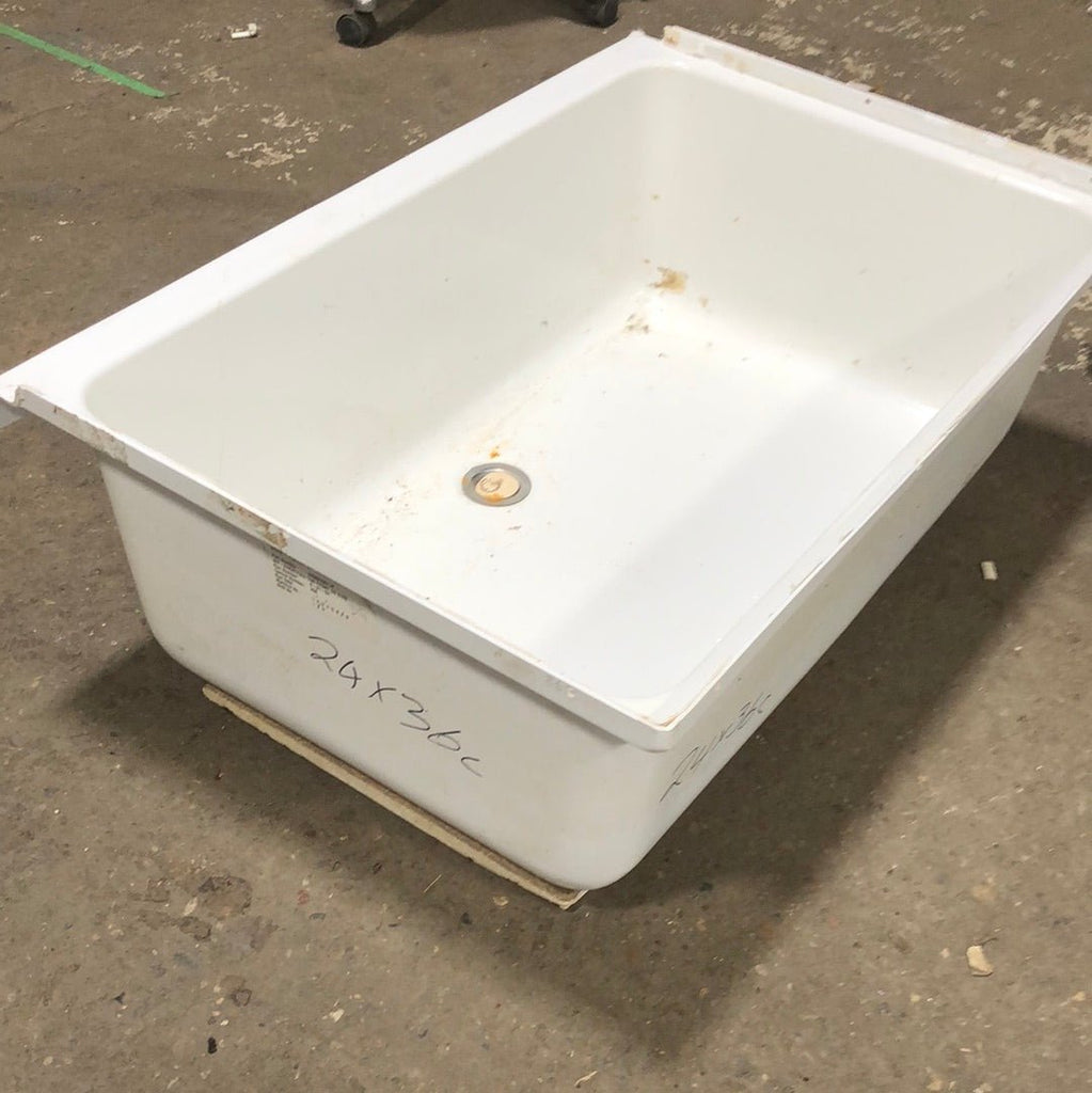 Used RV Bath Tub 36” x 24” - Young Farts RV Parts