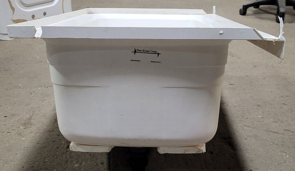 Used RV Bath Tub 36” x 24” Left Hand Drain - Young Farts RV Parts