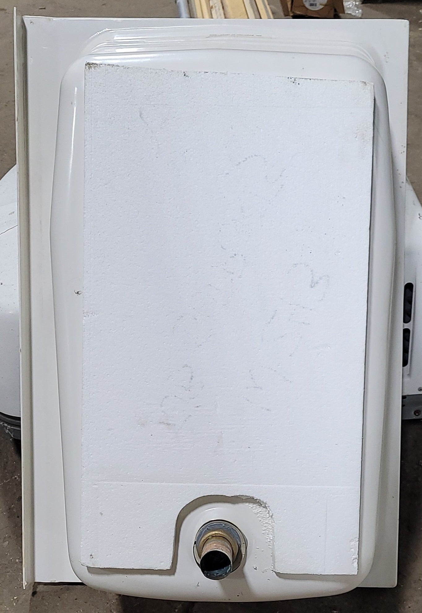 Used RV Bath Tub 36” x 24” Left Hand Drain - Young Farts RV Parts