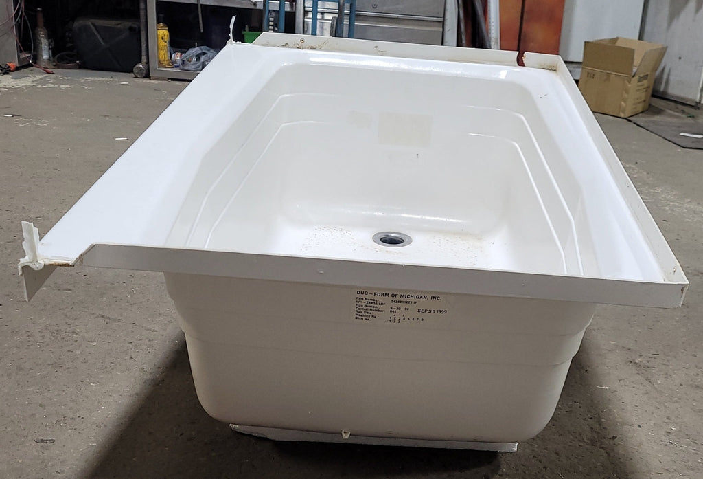 Used RV Bath Tub 36” x 24” Left Hand Drain - Young Farts RV Parts