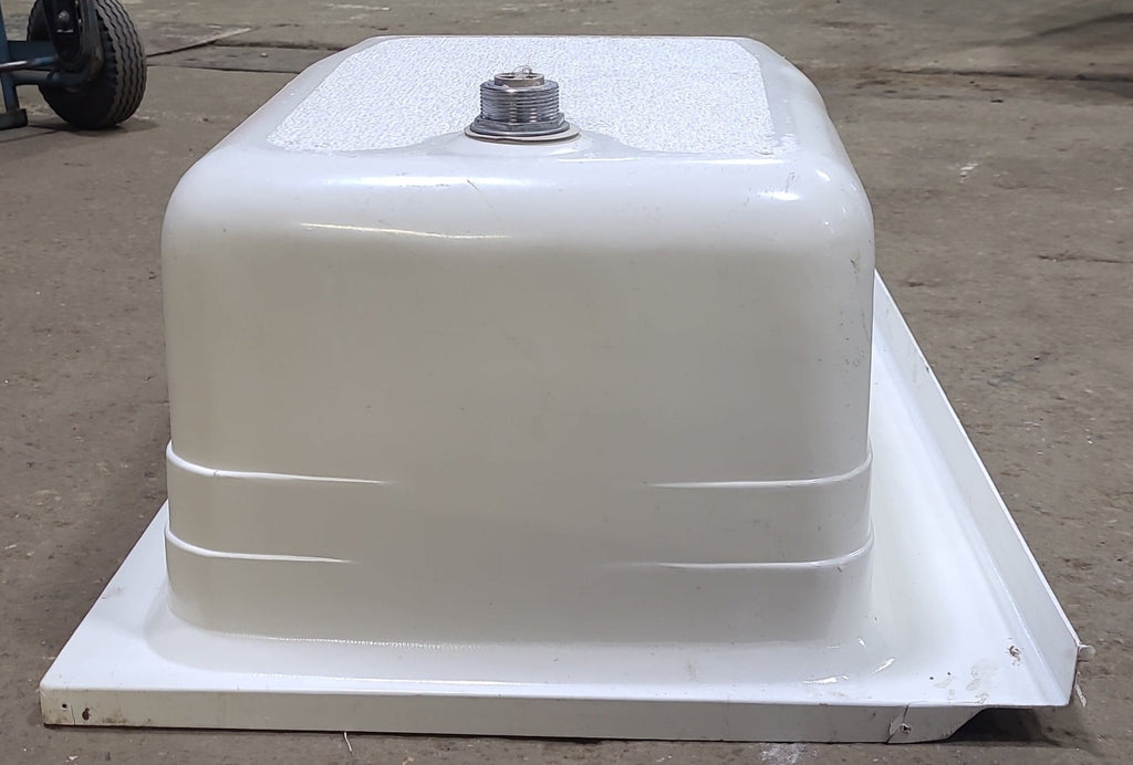 Used RV Bath Tub 36” x 24” RHD - Young Farts RV Parts