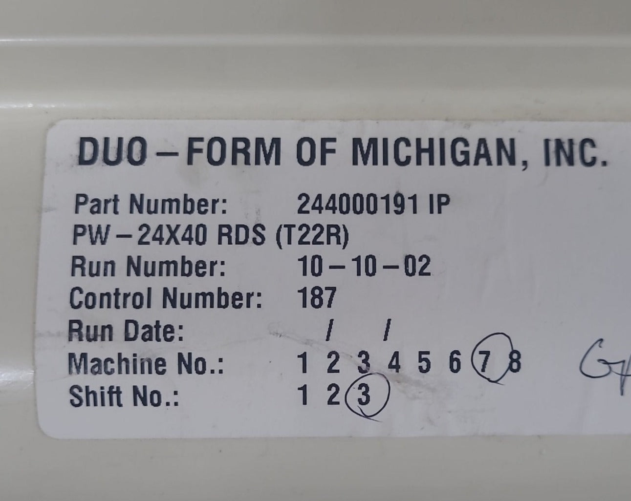 Used RV Bath Tub 40” x 24” RHD Step Tub - Young Farts RV Parts