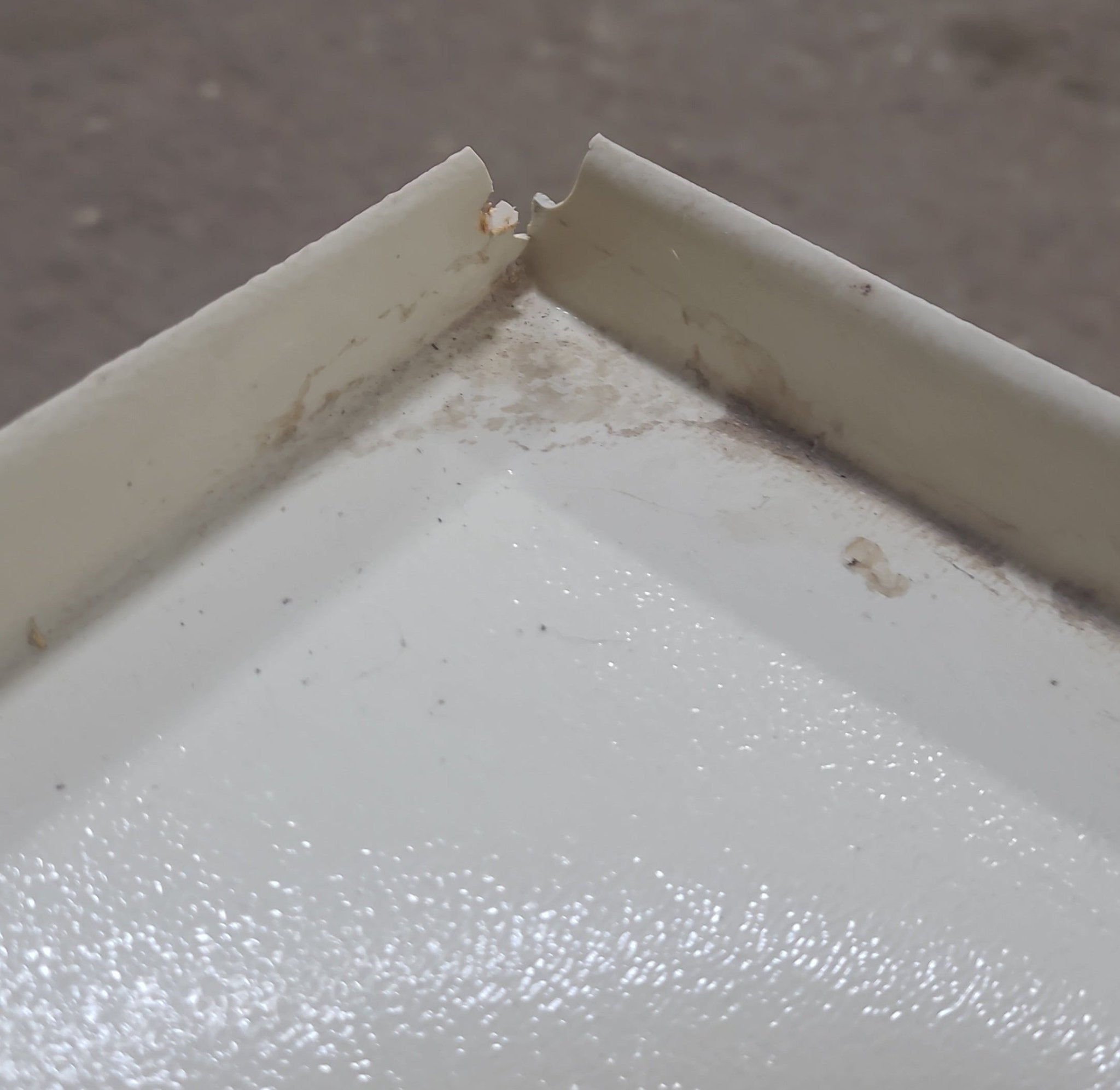 Used RV Bath Tub 54 1/8” x 27 1/4” Right Hand Drain - Young Farts RV Parts