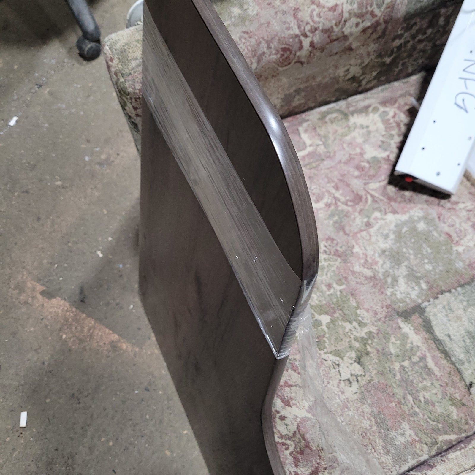 Used RV Corner Wall Mount L-Shape Desk/ Table Top 32