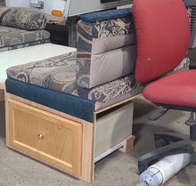 Load image into Gallery viewer, Used RV Dinette Set Complete With Table - Young Farts RV Parts