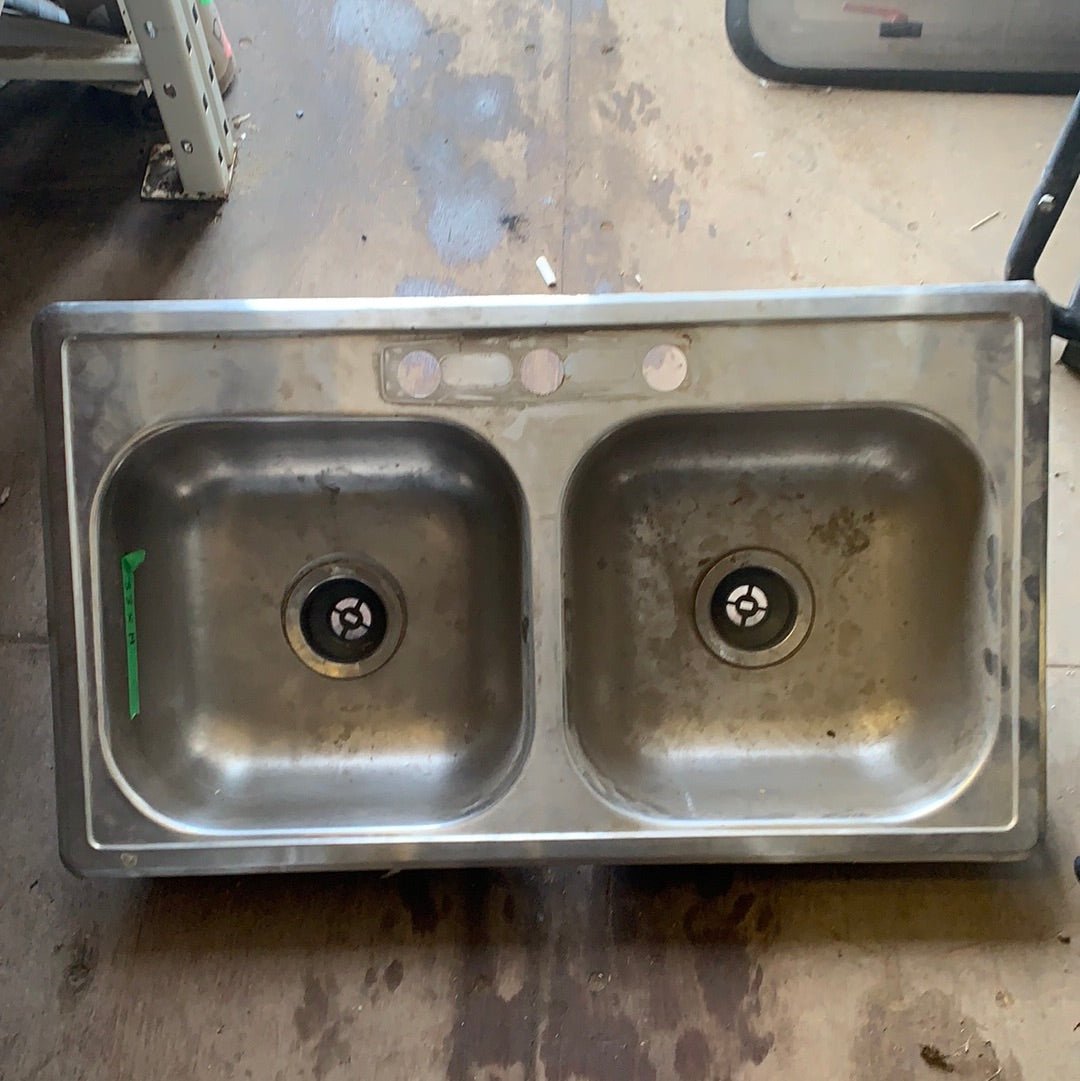 Used RV Kitchen Sink 33” W X 19” L - Young Farts RV Parts