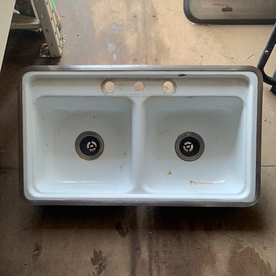 Used RV Kitchen Sink 33” W X 19” L - Young Farts RV Parts