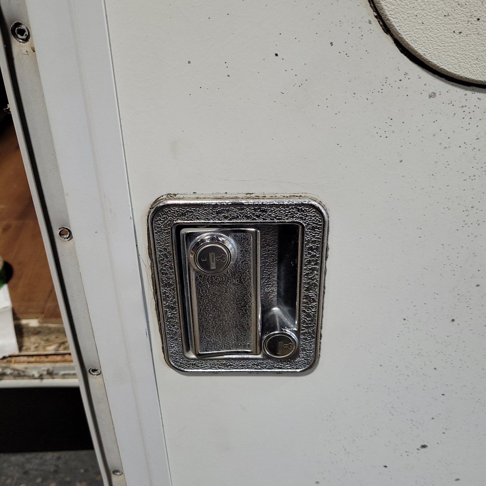 Used RV Radius Entry Door 25 3/4