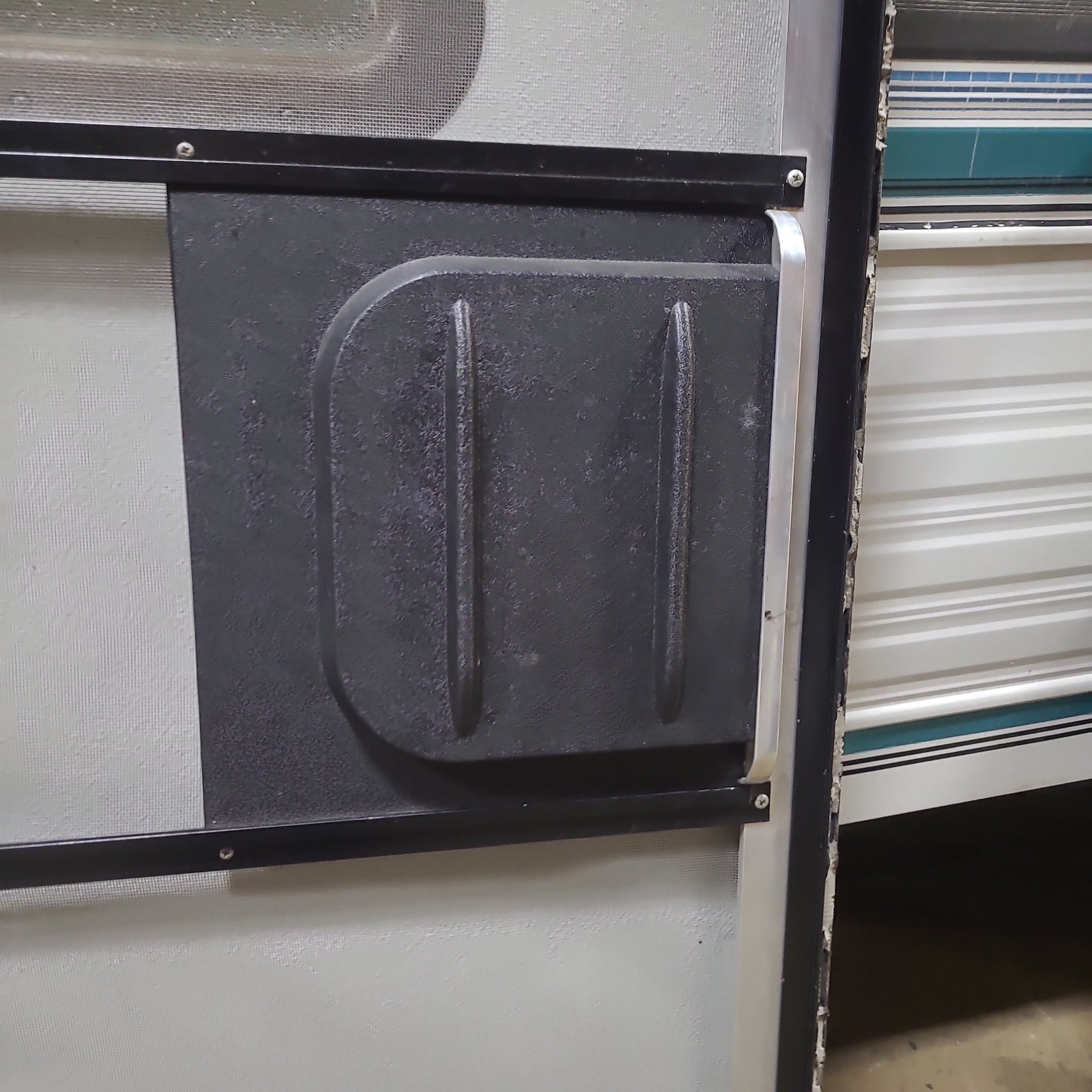 Used RV Square Entry Door 30 1/4