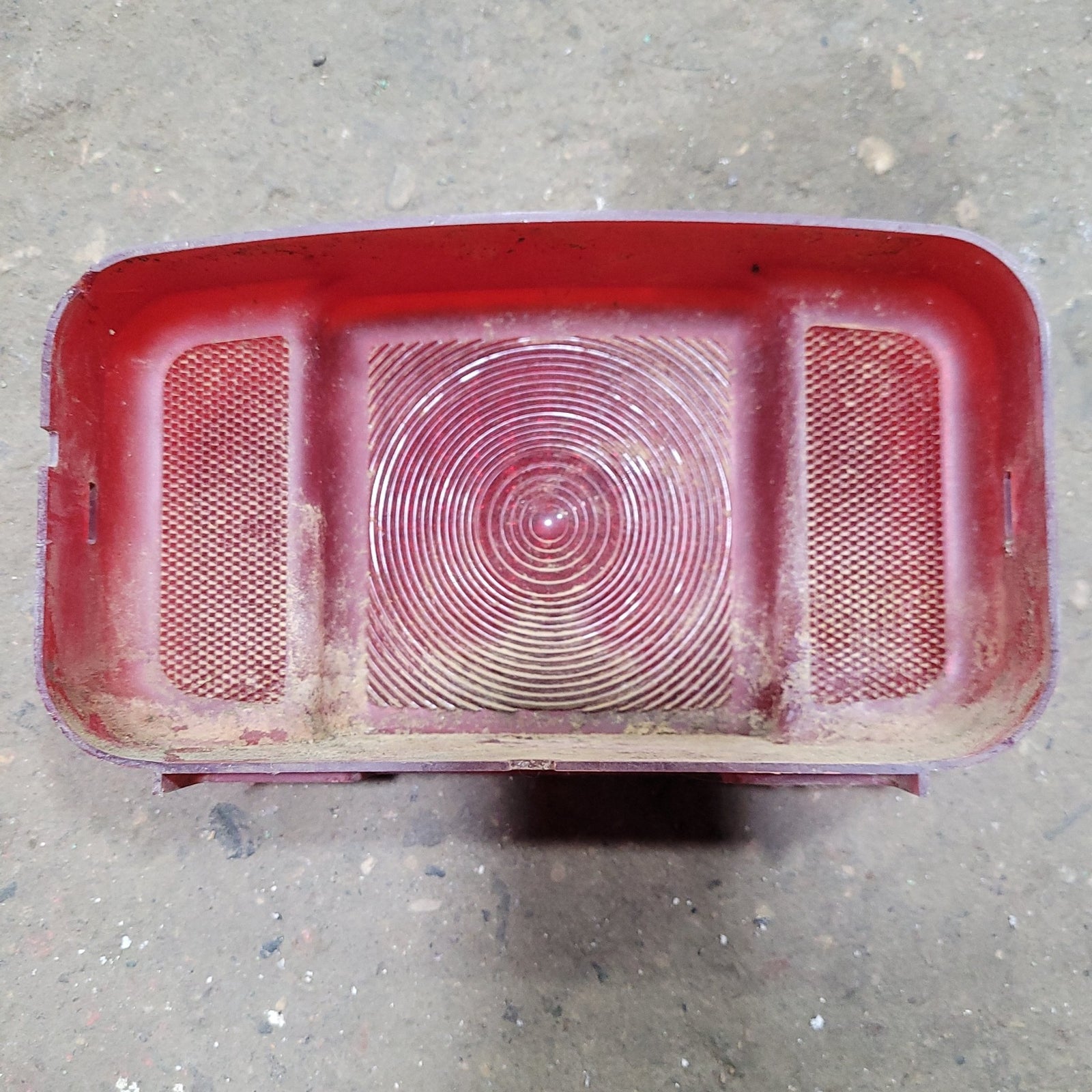 Used RV Tail Light Assembly Replacement Lens - Young Farts RV Parts