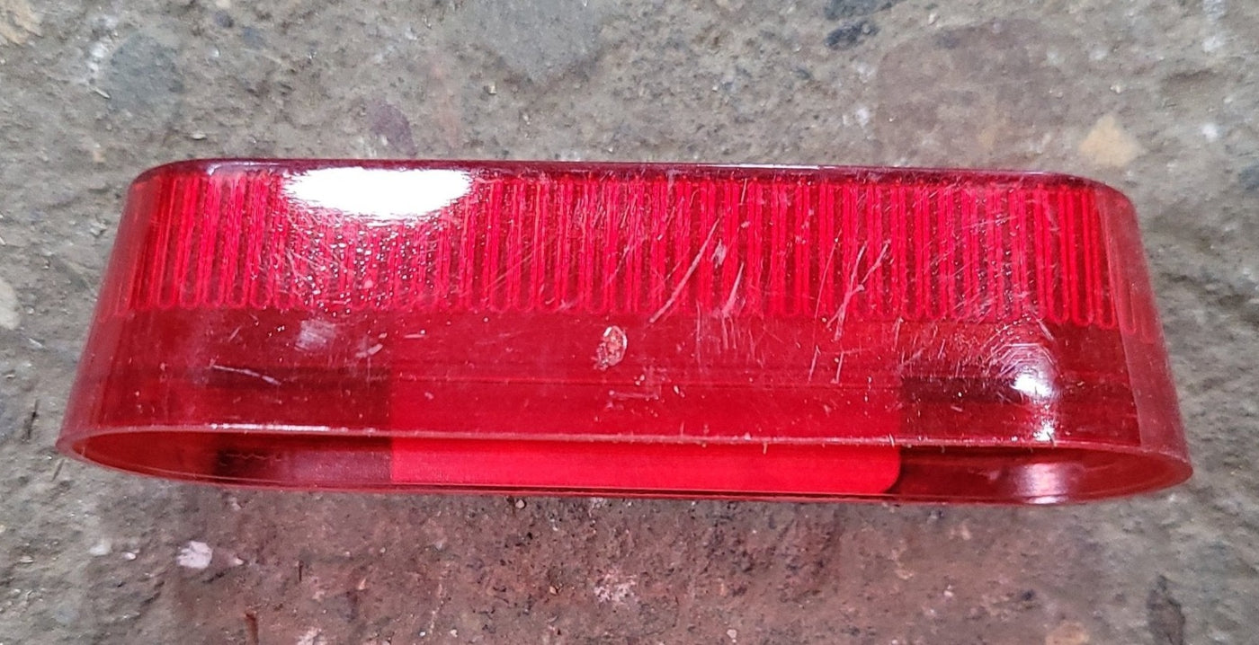 Used SAE P2-82 GROTE 9015 Marker Lights | Young Farts RV Parts