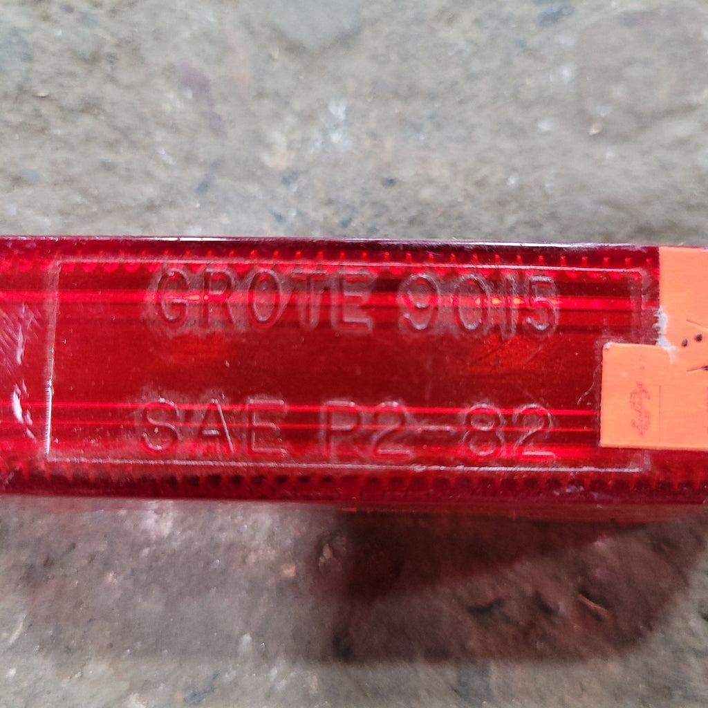 Used SAE P2-82 GROTE 9015 Marker Lights - Young Farts RV Parts