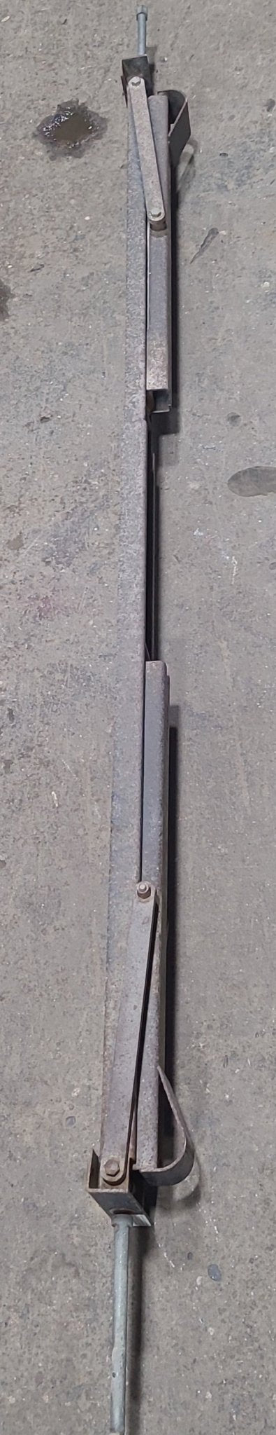 Used Scissor Style Stabilizer Jack 86" - Young Farts RV Parts