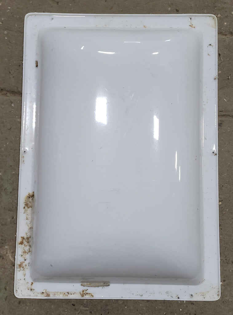 Used Skylight 16 3/4" X 24 1/4" - Young Farts RV Parts