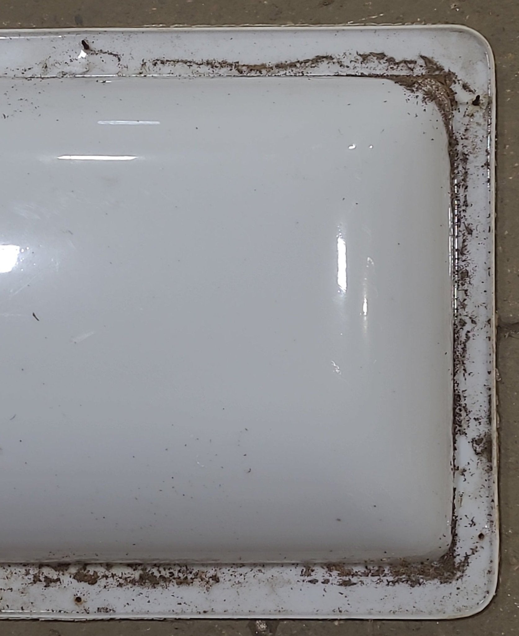 Used Skylight 17 1/4" X 23 3/4" - Young Farts RV Parts