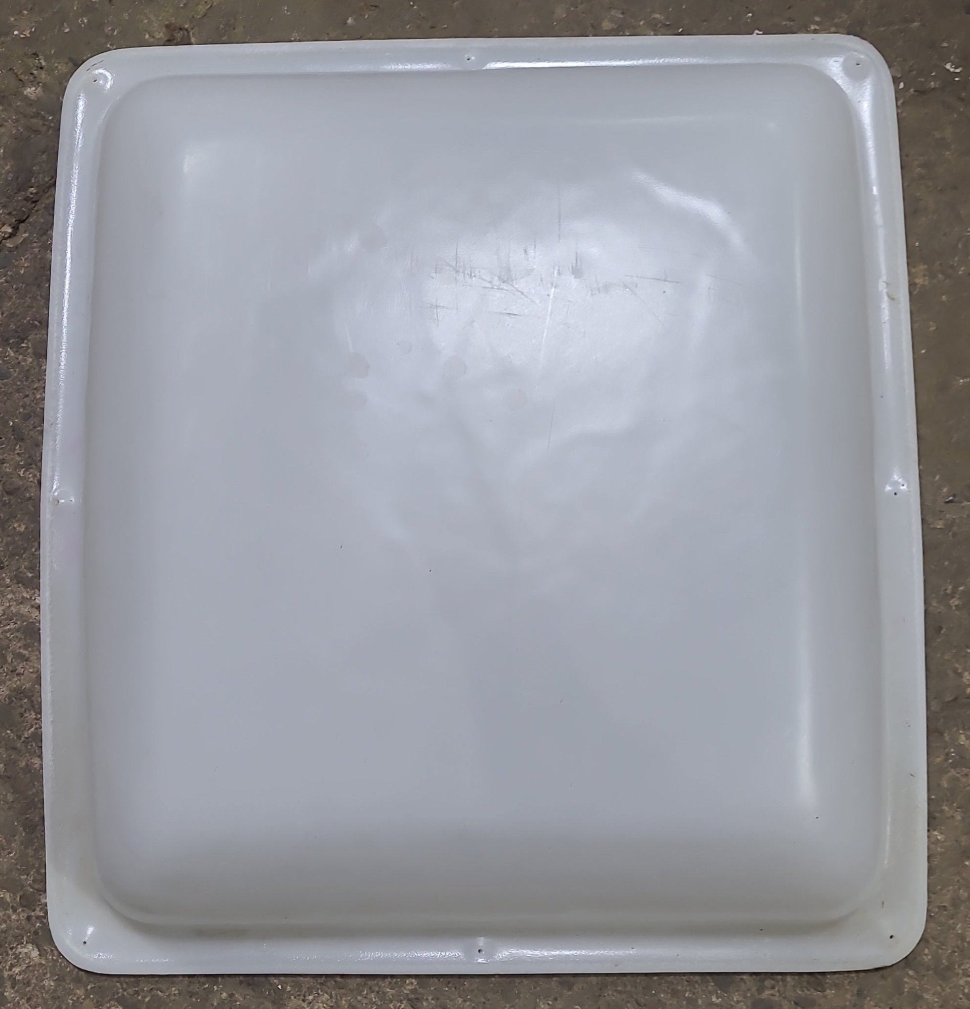 Used Skylight 21 3/4" X 21 1/4" - Young Farts RV Parts