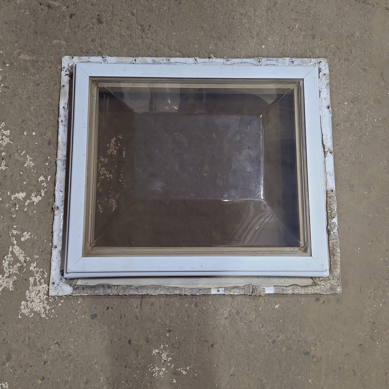 Used Skylight 27 1/2