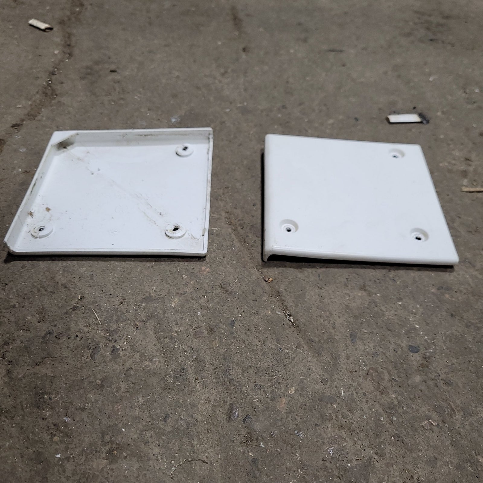 Used Slide-Out Extrusion Cover - Young Farts RV Parts