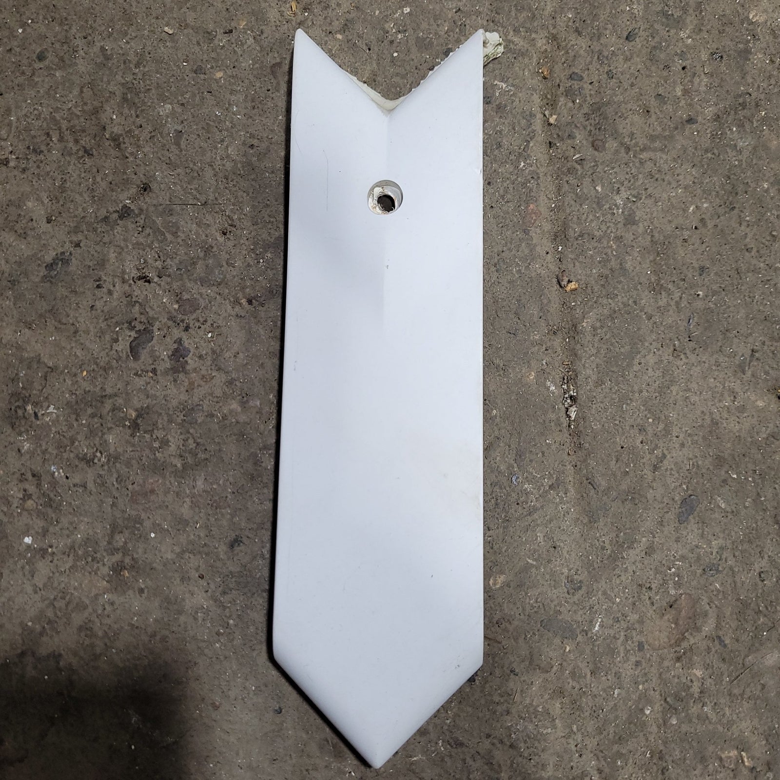 Used Slide-Out Extrusion Cover - Young Farts RV Parts